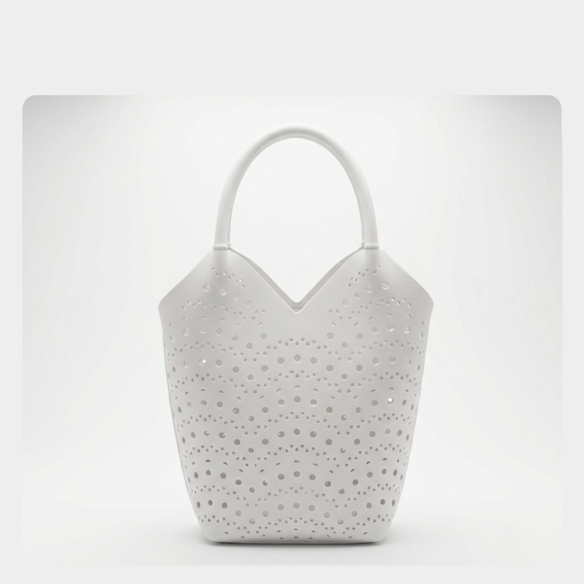Bucket Bag in White