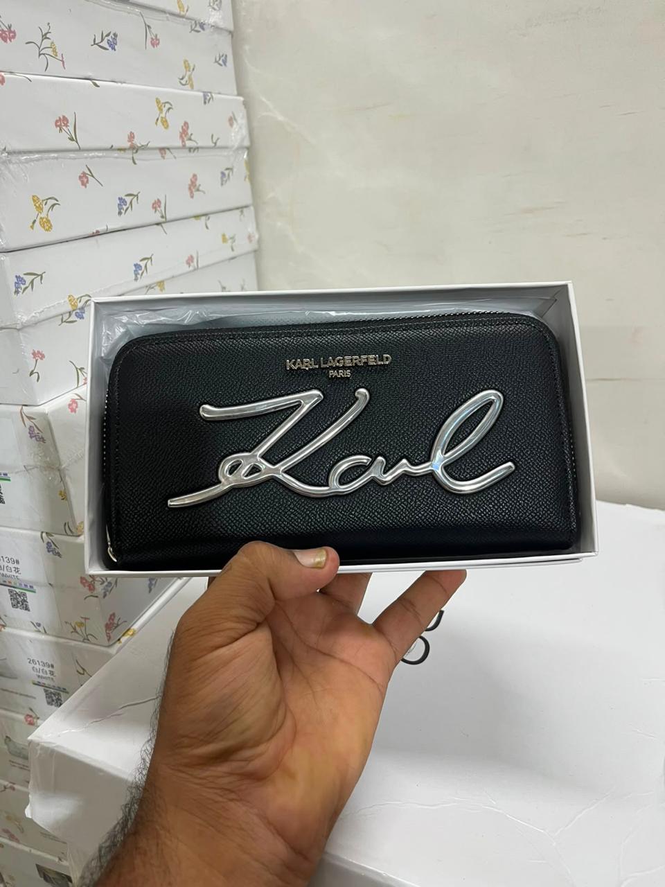 Karl wallet